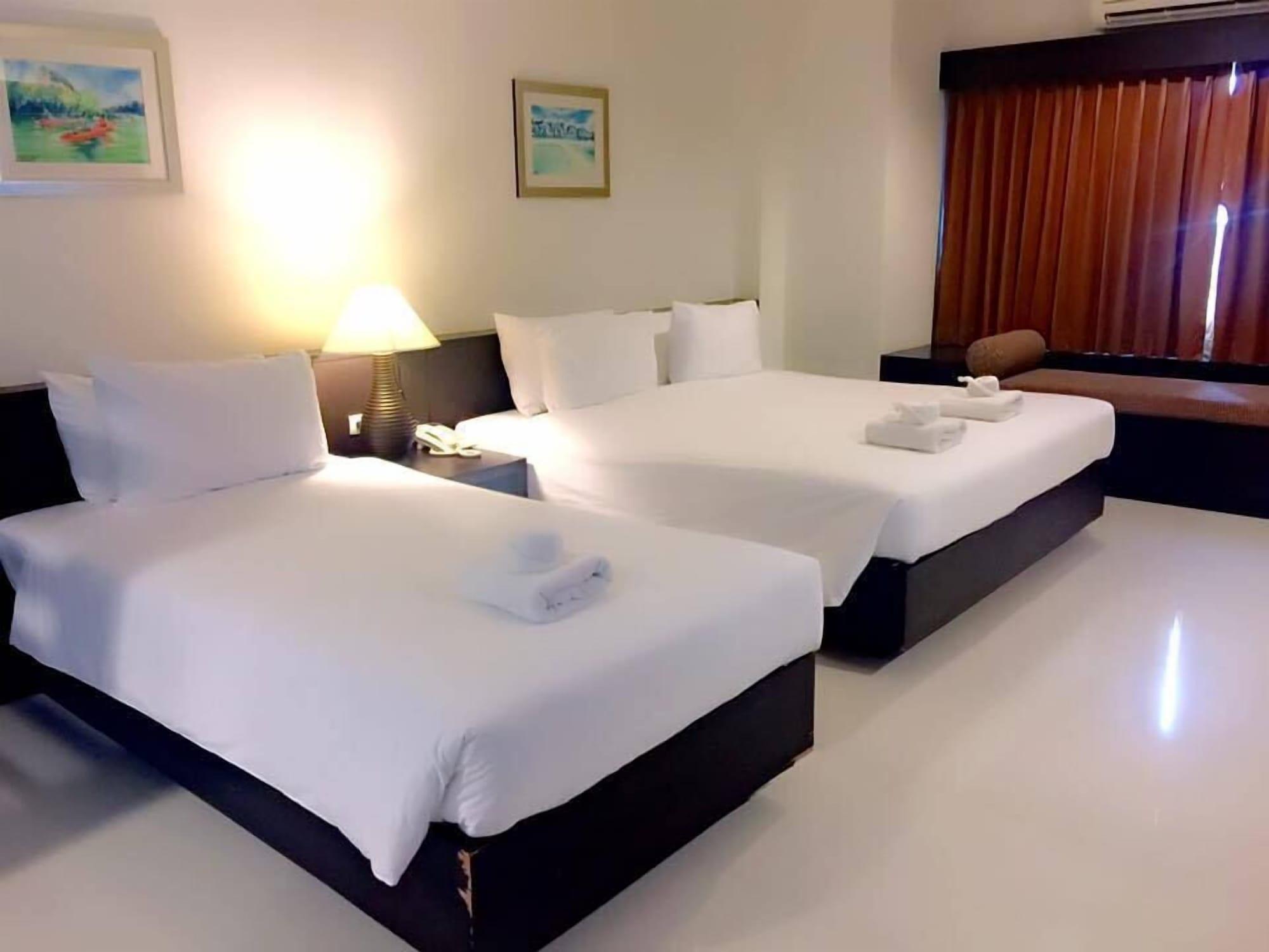 The White Pearl Hotel Krabi town Extérieur photo