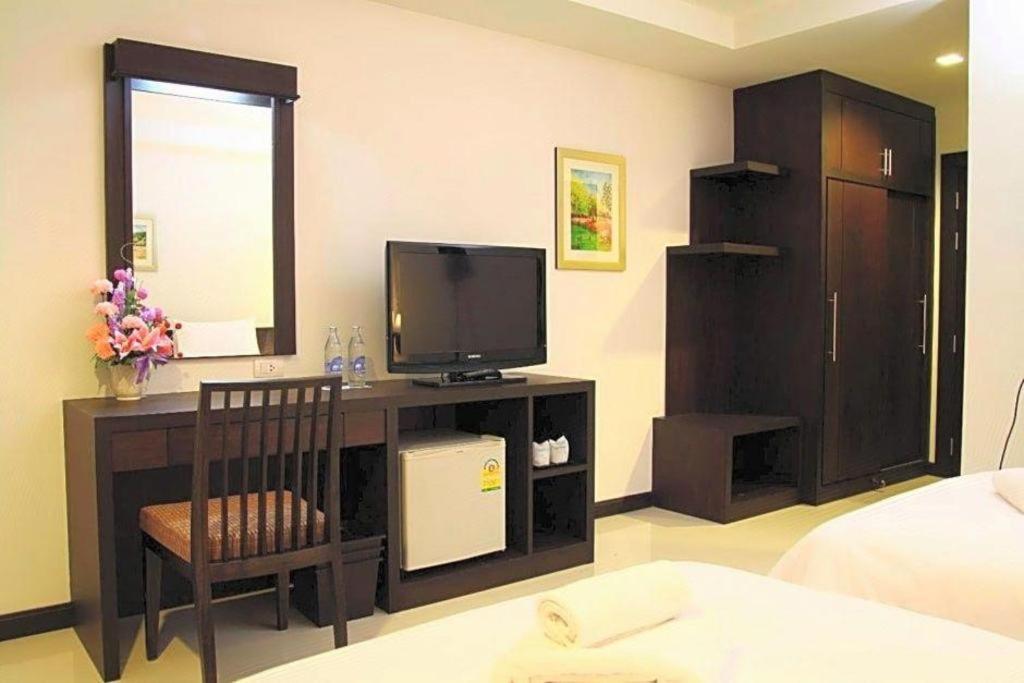 The White Pearl Hotel Krabi town Extérieur photo