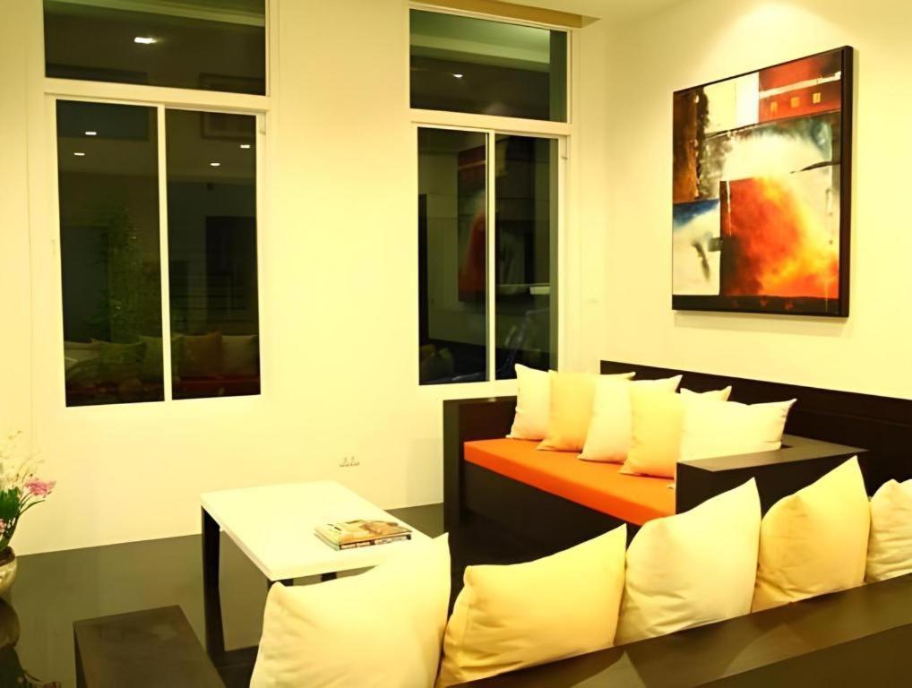The White Pearl Hotel Krabi town Extérieur photo