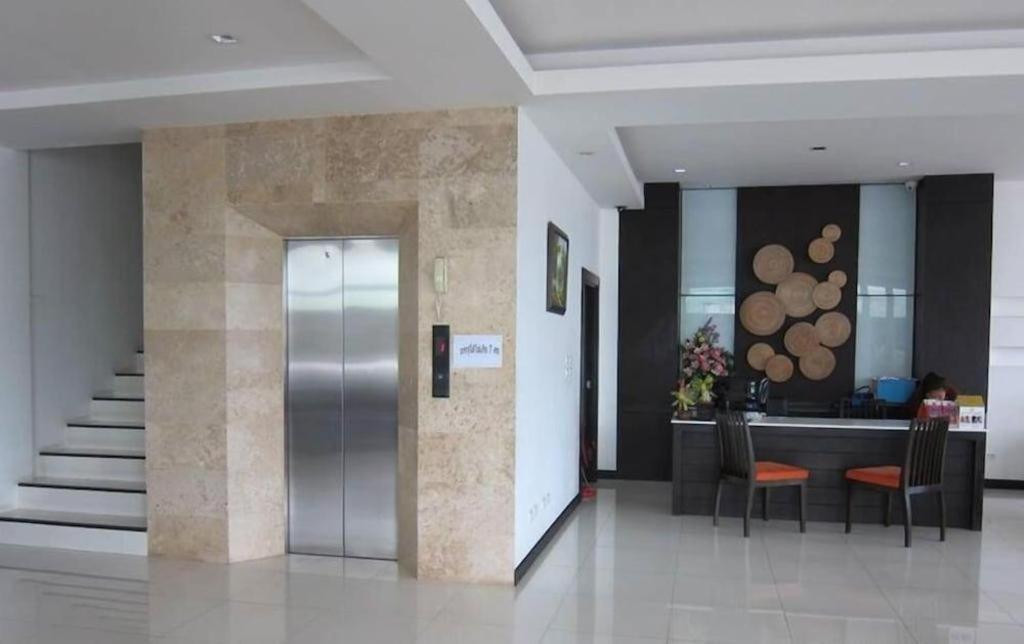 The White Pearl Hotel Krabi town Extérieur photo