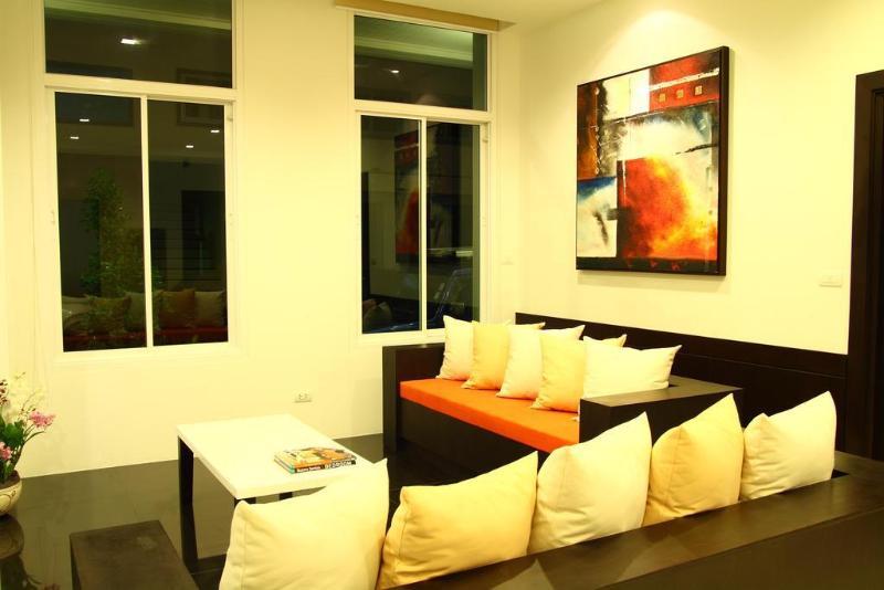 The White Pearl Hotel Krabi town Extérieur photo